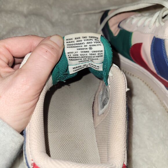 Nike Air Force 1 Women's - Picture 3 of 11